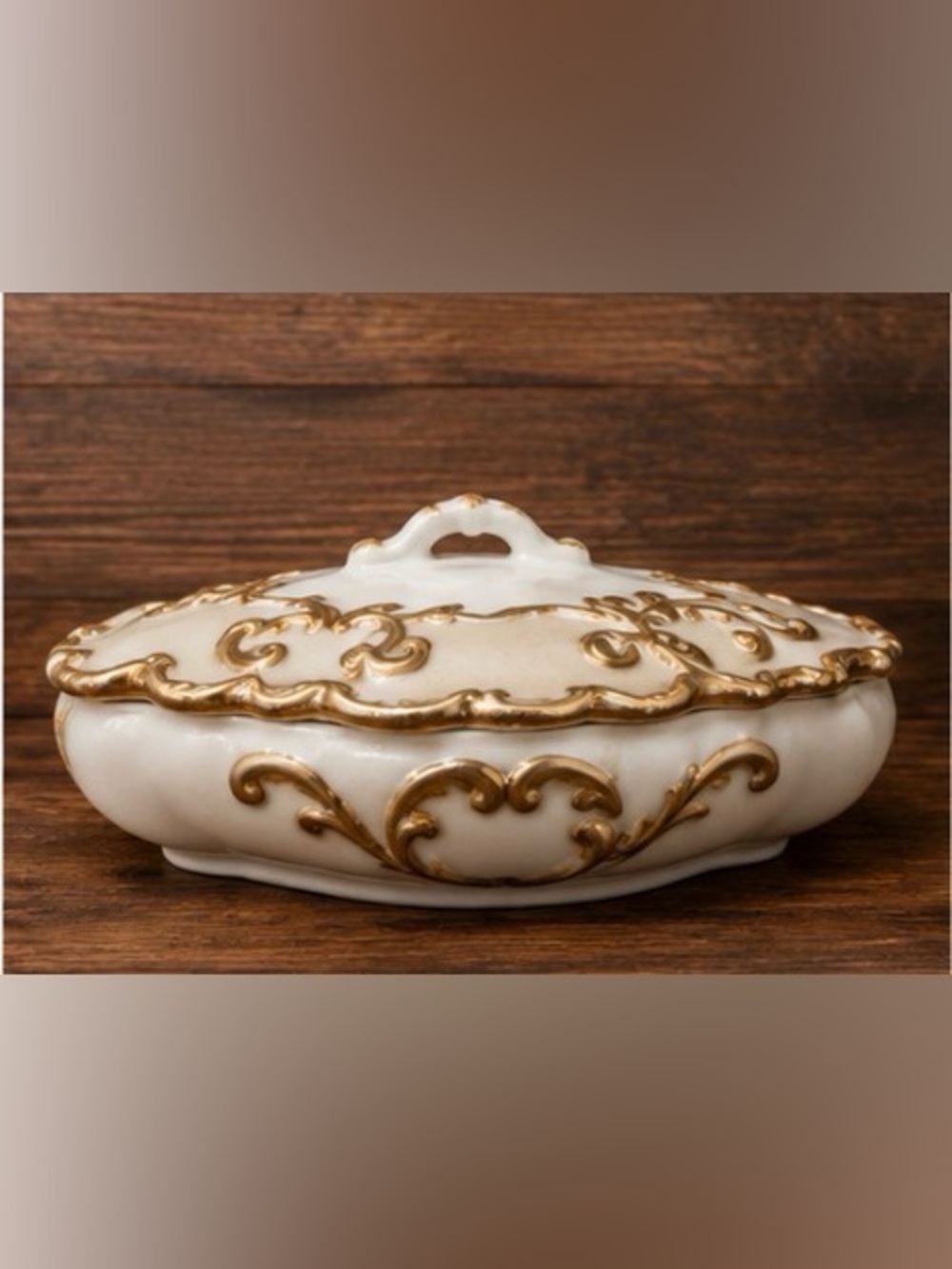 Vintage White Porcelain Trinket Box w/ Raised Gold Gilt Rococo Scrollwork